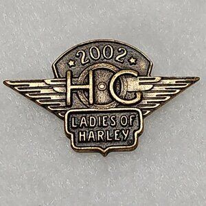 Harley Davidson 2002 Ladies of Harley "HOG" gold-tone pin, VG used condition